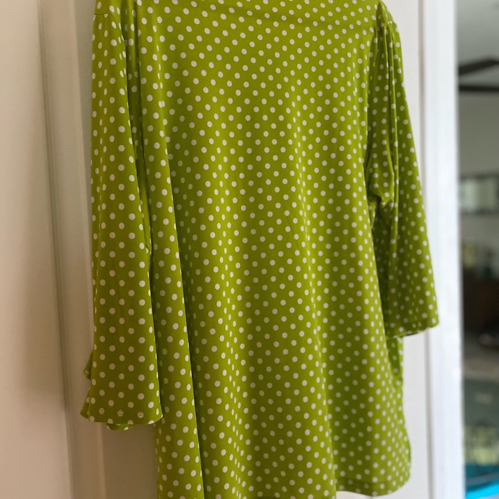 Susan Graver Lime Green Polka Dot V-Neck Blouse - Picture 4 of 4